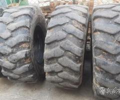 4 gomme usate 16.0 70 24 bkt 14pr