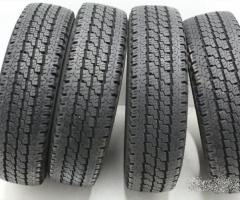 4 gomme usate 225 75 16 C Pirelli