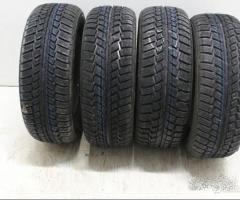 4 gomme nuove 195 55 15