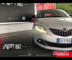 Lancia Ypsilon III 2015 Benzina 1.0 hybrid Go - 22