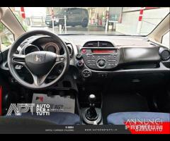 Honda Jazz II 2011 1.2 Trend - 18