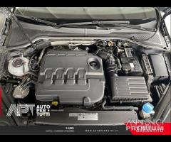 Volkswagen Golf VII 2017 5p Diesel 5p 2.0 tdi - 24