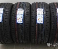 4 gomme nuove 175 60 15 Toyo