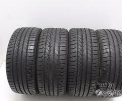 Gomme 225 45 18 run flat good year usate