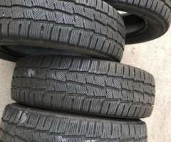 4 gomme 215 70 15c Michelin