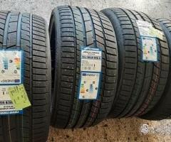 4 gomme invernali nuove 265 30 20 toyo