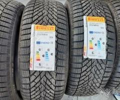 215 50 18 Pirelli nuove