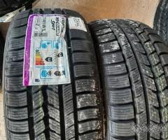 215 40 18 nexen nuove