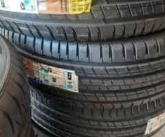 245 60 18 Michelin nuove