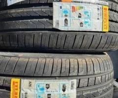 235 40 19 Pirelli nuove