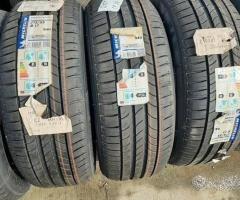 215 55 27 Michelin