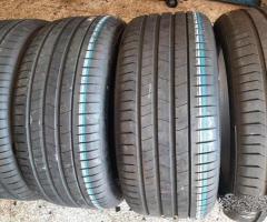 315 30 22 e 295 35 22 Pirelli