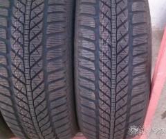 Coppia di pneumatici nuovi 205 60 16 bridgestone