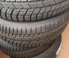 4 gomme nuove 245 40 18 toyo snow proxes