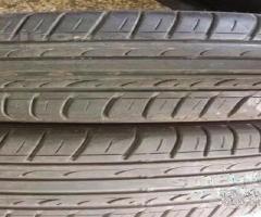 Gomme 205 60 15 dunlop usati