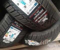 4 gomme nuove 205 45 17 arivo