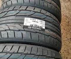 4 gomme nuove 295 35 21 nitto