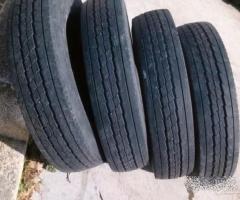 4 gomme usate 275 70 22.5 riken Urban