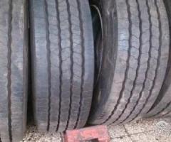 245 70 19.5.pirelli usate