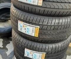 4 gomme nuove 255 40 20 Pirelli