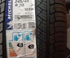 245 45 20 Michelin nuova