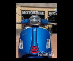 Piaggio Vespa 300 GTS hpe SuperSport