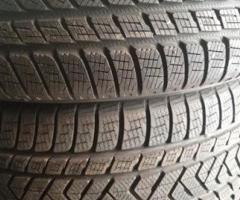 265 40 22 Pirelli nuove