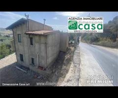 Rif.VL81|Villa San Cataldo