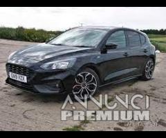 RICAMBI FORD FOCUS ST LINE 2020 rf0407