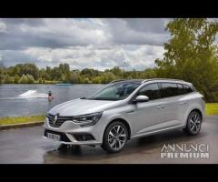 RICAMBI RENAULT MEGANE 2019 rf0507