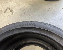 2 Gomme 255/40 R21 Bridgestone estive 80% residui - 3