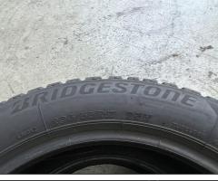 2 Gomme 205/55 R17 Bridgestone inverno 80% residui - 3