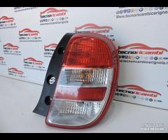 FARO STOP NISSAN MICRA MK13 RF1174