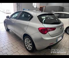 Alfa Romeo Giulietta 1.6 jtdm-2 restalyng tagliand - 6