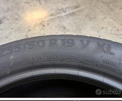 2 Gomme 235/50 R19 - 103V Continental 80% residui