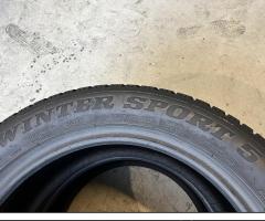 2 Gomme 215/55 R17 98V Dunlop invernali 80%residui