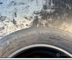 2 Gomme 215/60 R17 96H Nexen 85% residui 2022