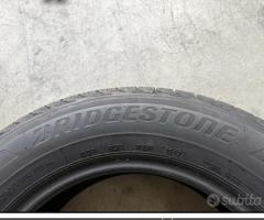 4 Gomme 215/60 R16 95V Bridgestone 80% residui