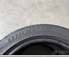 2 Gomme 215/45 R16 90V Goodyear estive 80% residui