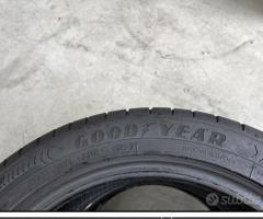 2 Gomme 215/45 R16 90V Goodyear estive 80% residui