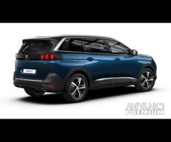 musata peugeot 5008