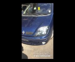 Renault scenic ricambi