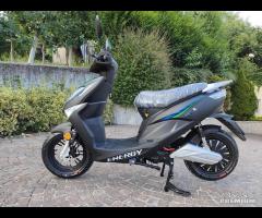 Scooter FULL ELECTRIC  F17+  L1e = 50cc 120km