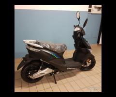 SCOOTER FULL ELECTRIC DISPONIBILE L1e=50CC F17