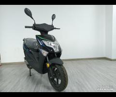 Scooter NUOVA elettrico F17+  L1e = 50cc 120km